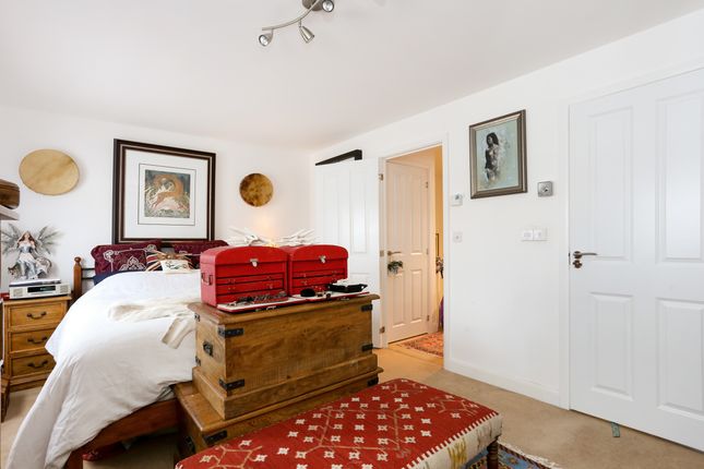 31, Racecourse Road, Newbury photo 4