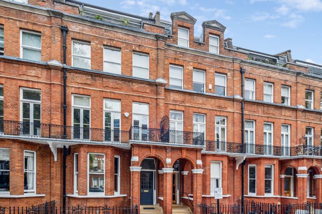 1-bed flat on Flat 2, 14, Cheyne Gardens, London, £875,000