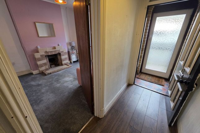 12, Oxford Street, Abergavenny photo 4