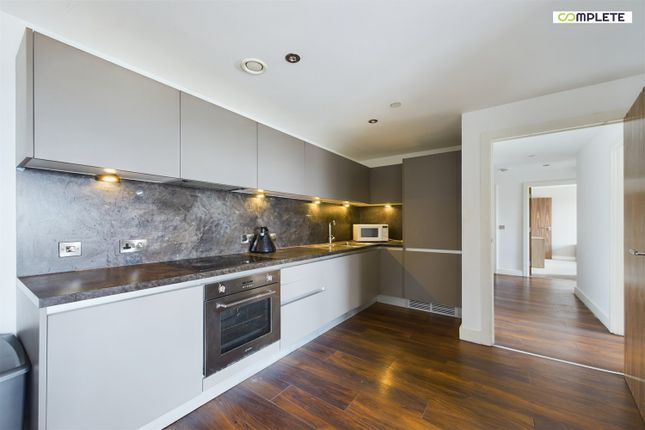 Flat for sale in Wilburn Basin, Ordsall Lane, Salford