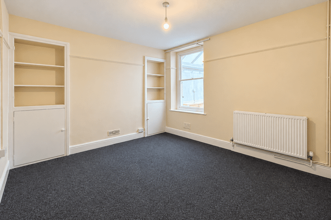 11, Telekebir Road, Hopkinstown, Pontypridd photo 2