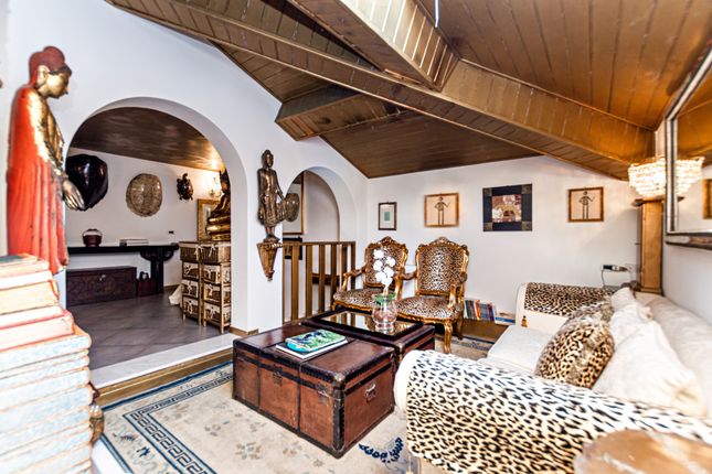 Villa for sale in 55042 Forte Dei Marmi, Province Of Lucca, Italy