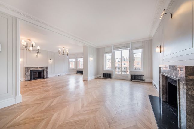 114, Oakwood Court, London photo 2