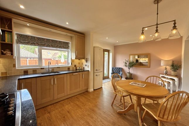 1, Beaconfield Rd, Yeovil photo 4