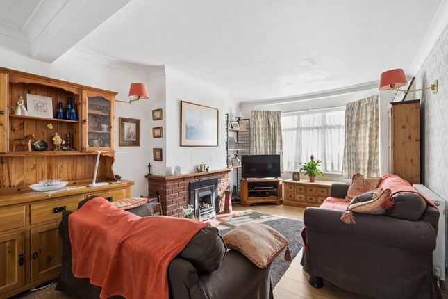 39, Richmond Way, Rickmansworth photo 4