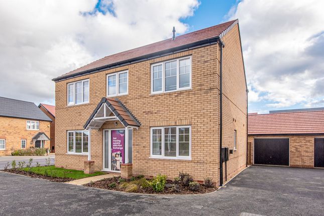 4-bed detached on Eyam Close, Kettering, £400,000
