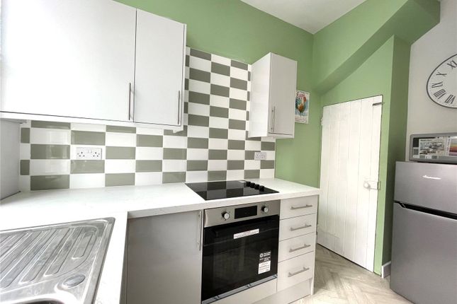 6, Kings Avenue, Leeds photo 3