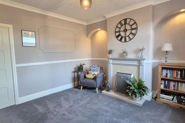 35 Swannington Road, Coalville photo 3