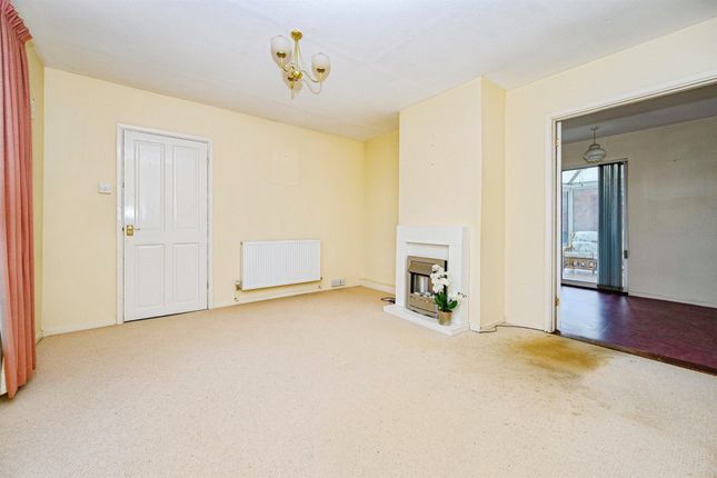 13, Montgomery Avenue, Hemel Hempstead photo 4