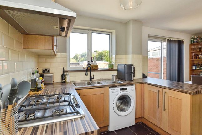78, Milford Avenue, Milton Keynes photo 4