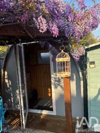 28, High Street, Ely photo 3