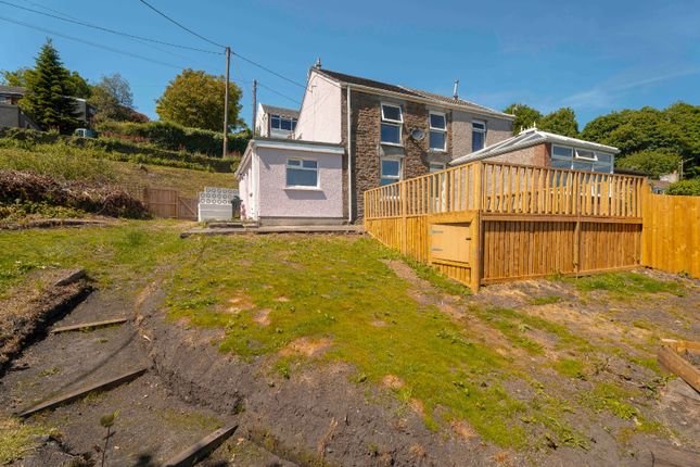 22 The Croft, Neath photo 5