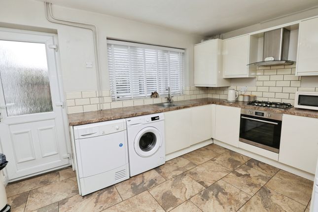 127, Glovers Lane, Bootle photo 3