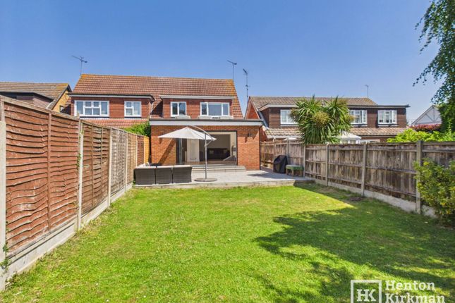 152, Norsey View Drive, Billericay photo 2