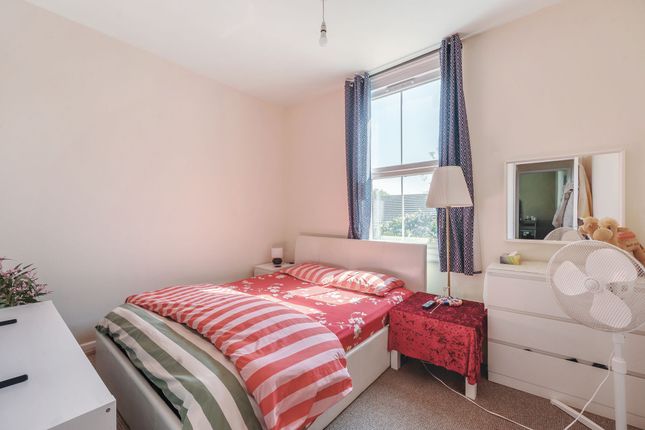 Flat 3, 31 Ashley Road, Epsom photo 3