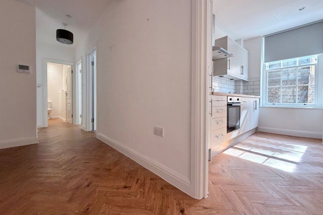 Arlington House,Flat 1, Bath Street, Bath photo 4
