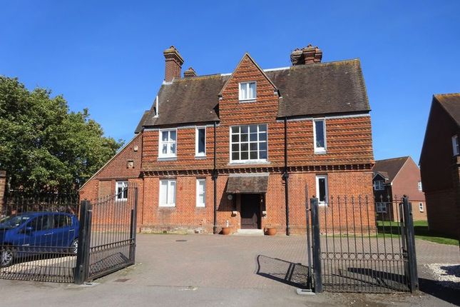 Thumbnail Flat to rent in Church Road, Chichester