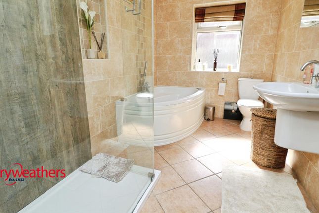 Amberley, Denaby Lane, Doncaster photo 3
