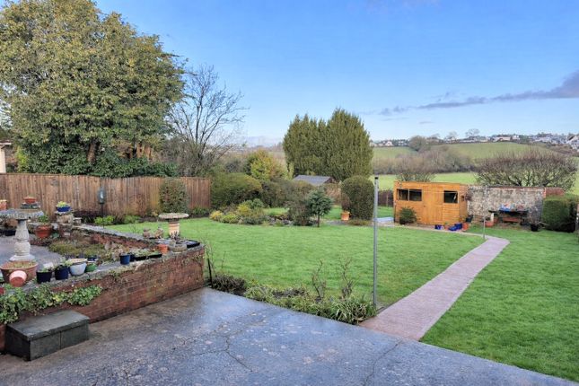 12 Seafield Avenue, Exmouth photo 2