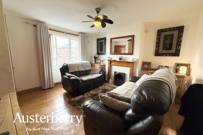 4, Linden Place, Stoke-On-Trent photo 3