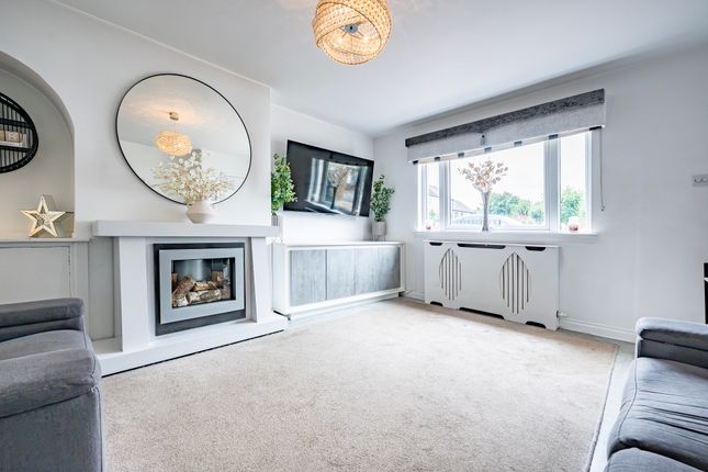 40 Buckingham Drive, Rutherglen, Glasgow photo 4