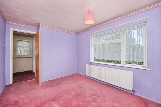 98, Glyn Avenue, Bilston photo 4