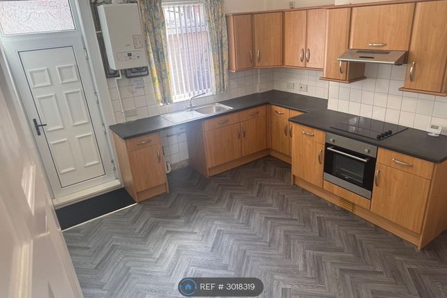 Robbins Terrace, Featherstone, Pontefract photo 5