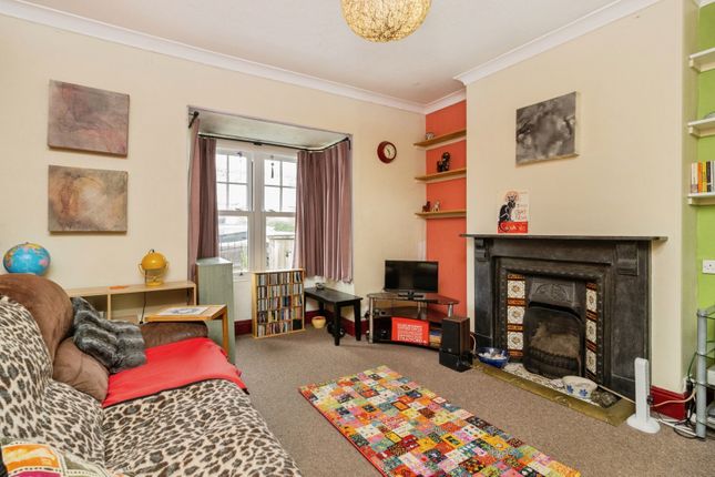 24, College Avenue, Devon photo 4