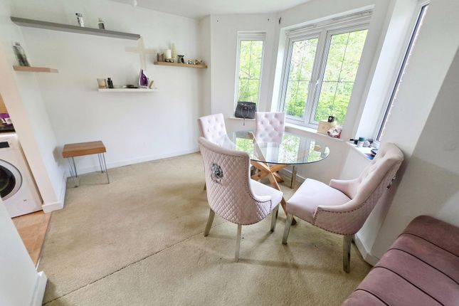 4, Kingfisher Drive, Barnsley photo 4