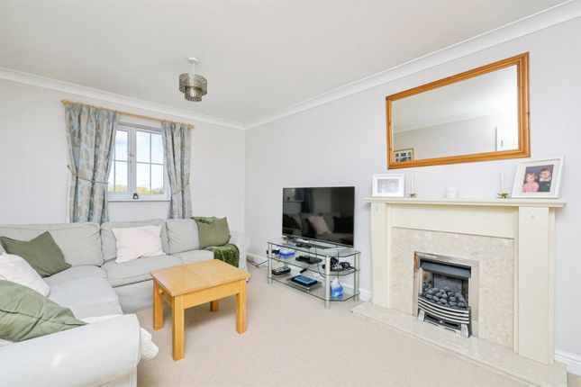 15, Bridge View, Peterborough photo 2