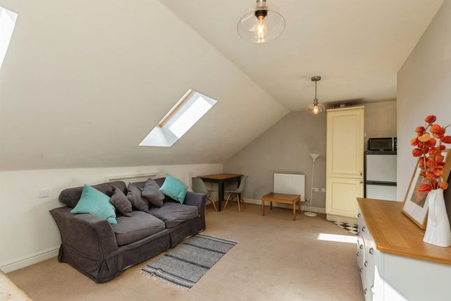 Flat 16, Albany Court, Albany Road, Bath photo 3