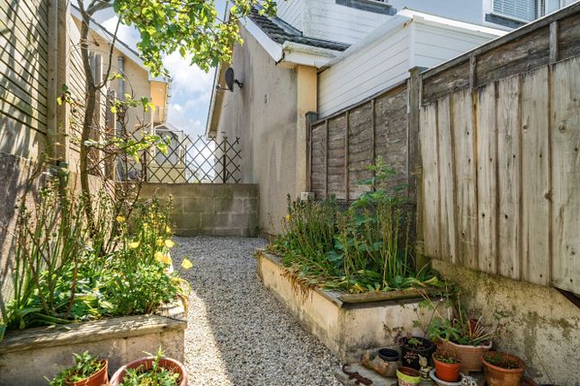 20, Century Court, Cornwall photo 4