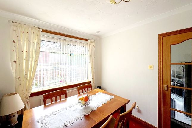 41, Oak Drive, Glasgow photo 3