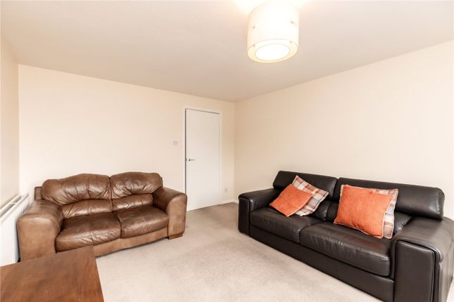 Flat to rent in 8 Craigievar Terrace, Aberdeen