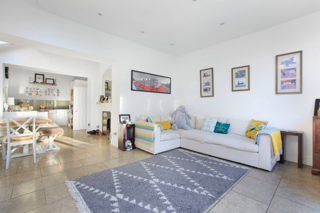 Terraced house for sale in Englewood Road, Clapham South, London