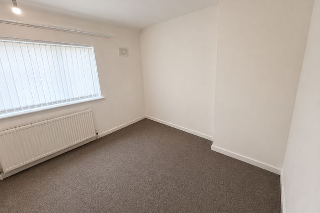 45, Nottingham photo 5