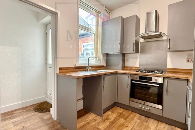3 Lister Street, Castleford photo 4
