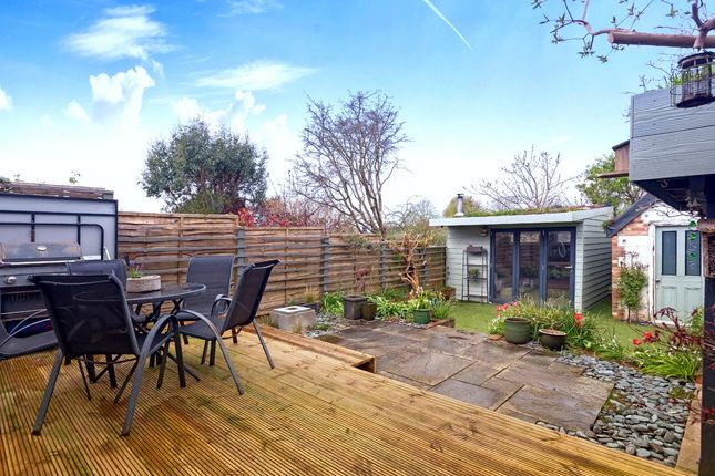 77, Victoria Road, Shoreham-by-Sea photo 2