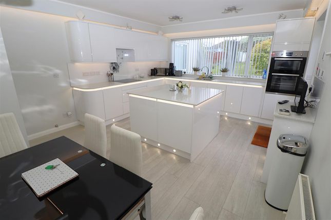 452, Maidstone Road, Rainham photo 3