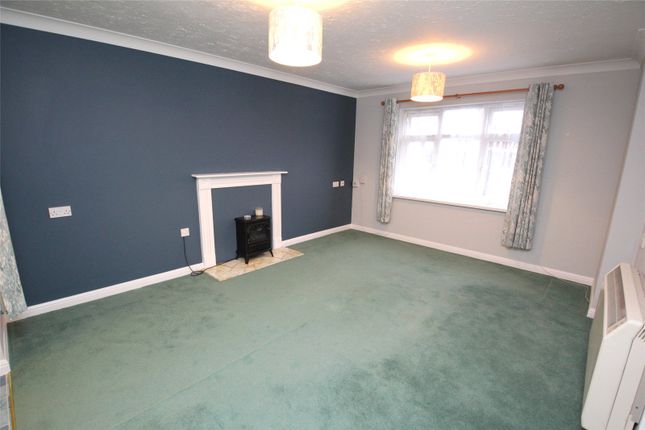 Flat for sale in Highlands Road, Fareham, Hampshire