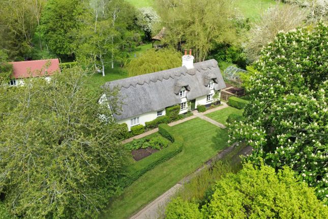 160, Caxton End, Bourn photo 2