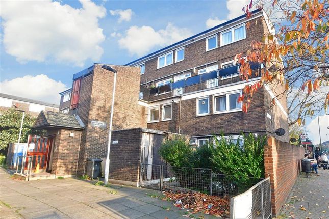 Thumbnail Maisonette for sale in High Street, London