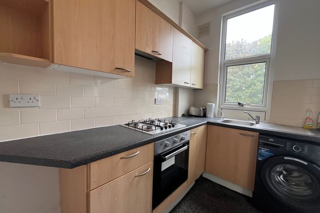 31, Salisbury Road, LEEDS photo 5