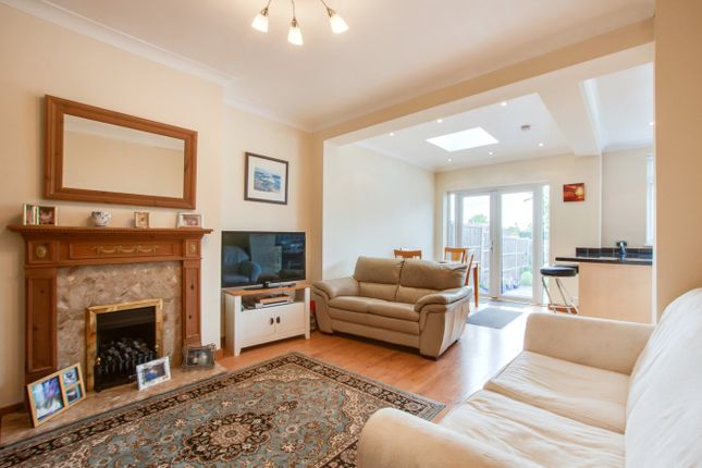 151, Bexley Lane, Sidcup photo 4