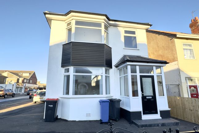 Flat to rent in Coronation Road, Thornton-Cleveleys, Lancashire FY5