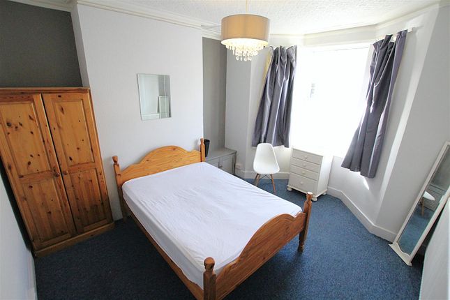 Lutterworth Road, Northampton photo 2