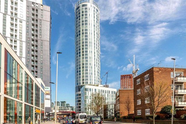 3302,, Sky Gardens, Nine Elms photo 2