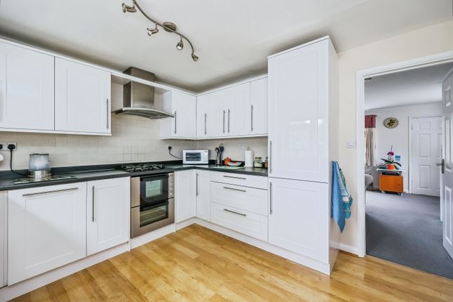 23, Wembley Gardens, Nottingham photo 4