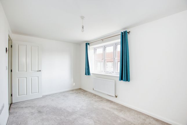 Flat for sale in Russet Road, Somerton, Somerset