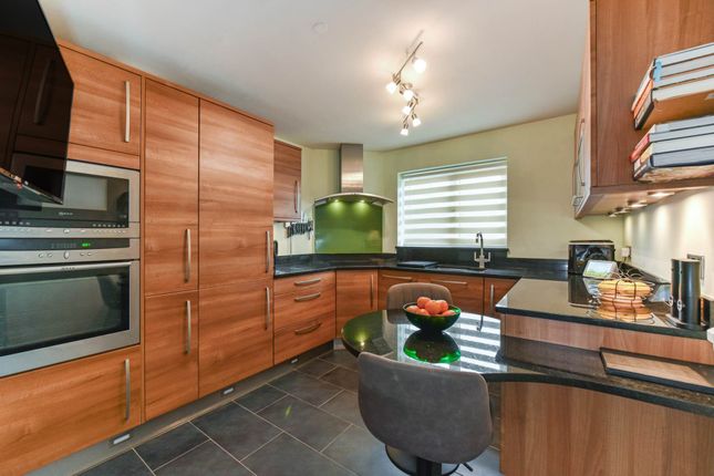 2-bed flat on 14, Seafields, East Bracklesham Drive, Chichester, £389,950